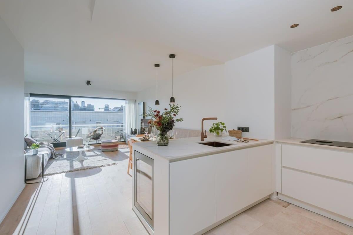 Stunning And Modern Apartment With Sunny Balcony Knokke-Le-Zoute Extérieur photo